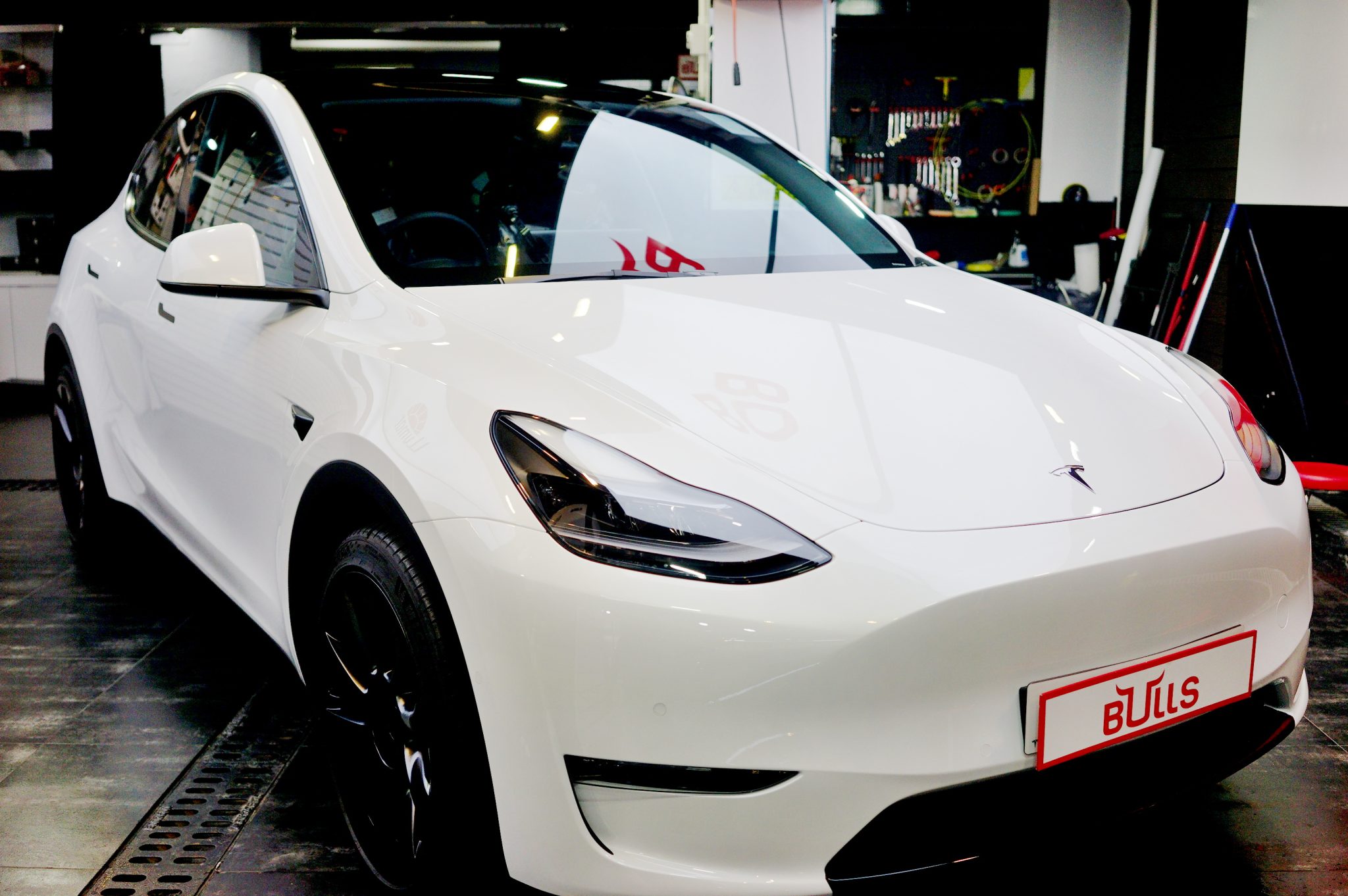 Tesla Model Y White Ppf Hk